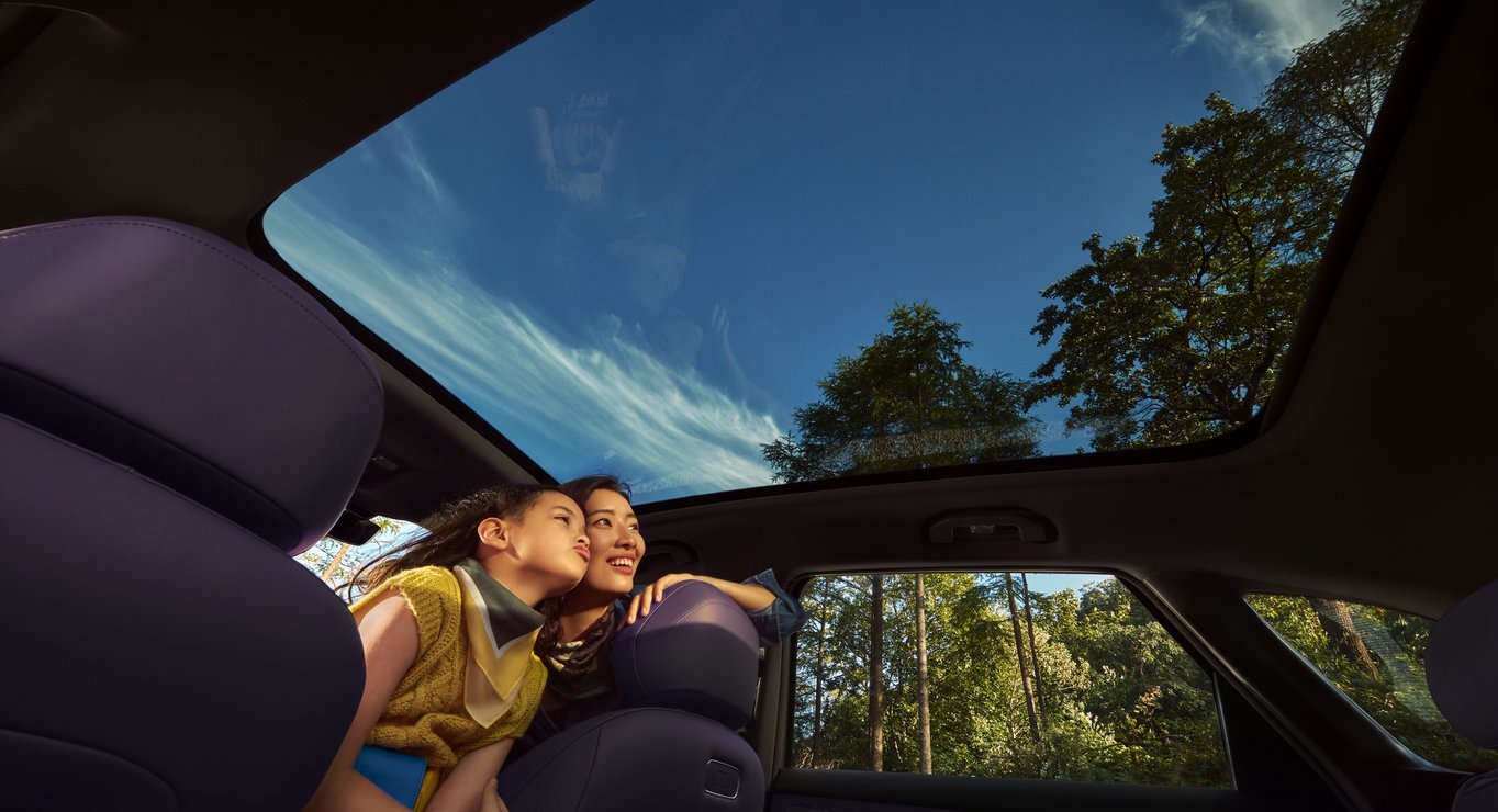 The panoramic roof of the Shangjie H5