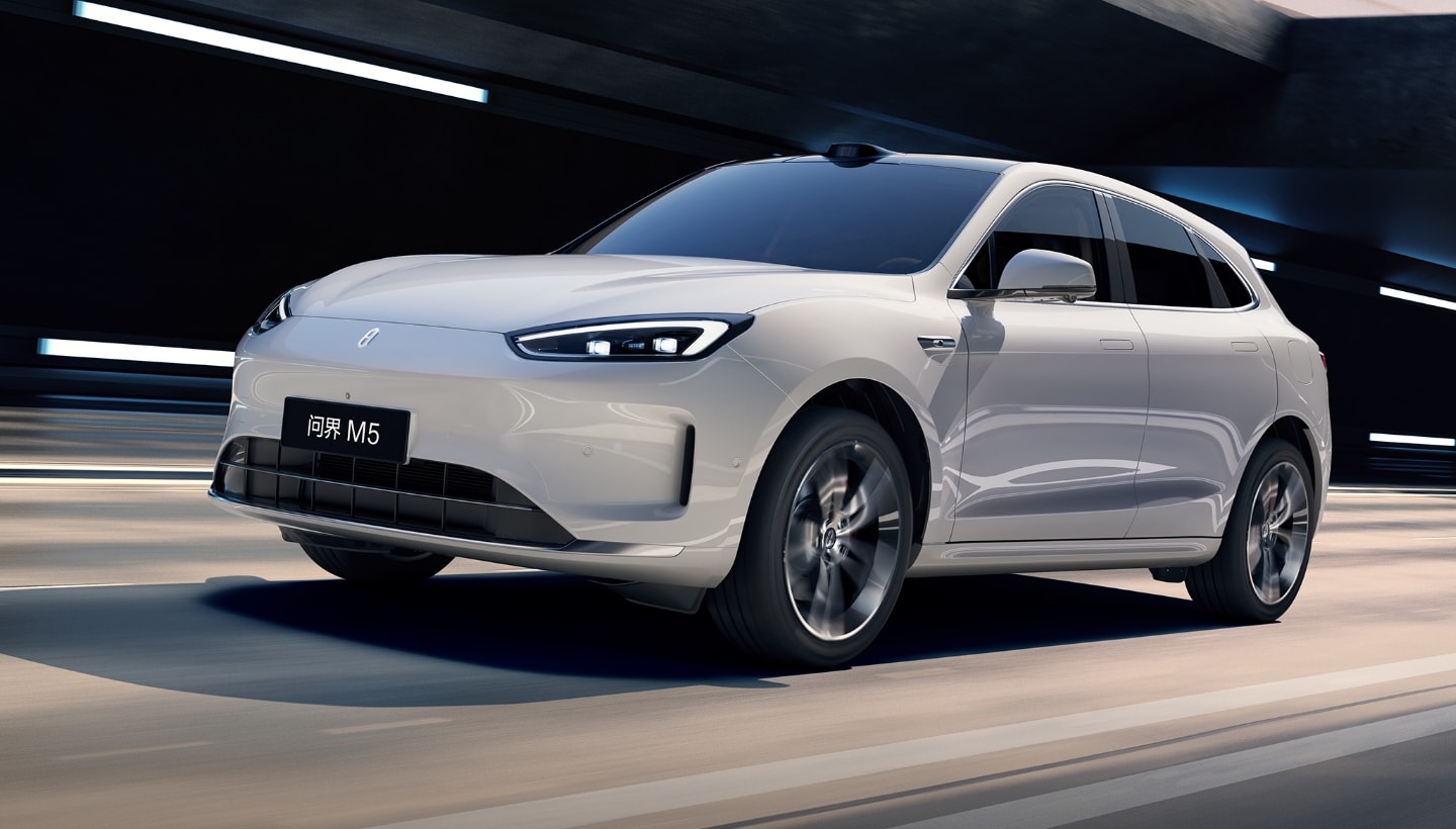 AITO New M5 Ultra handling