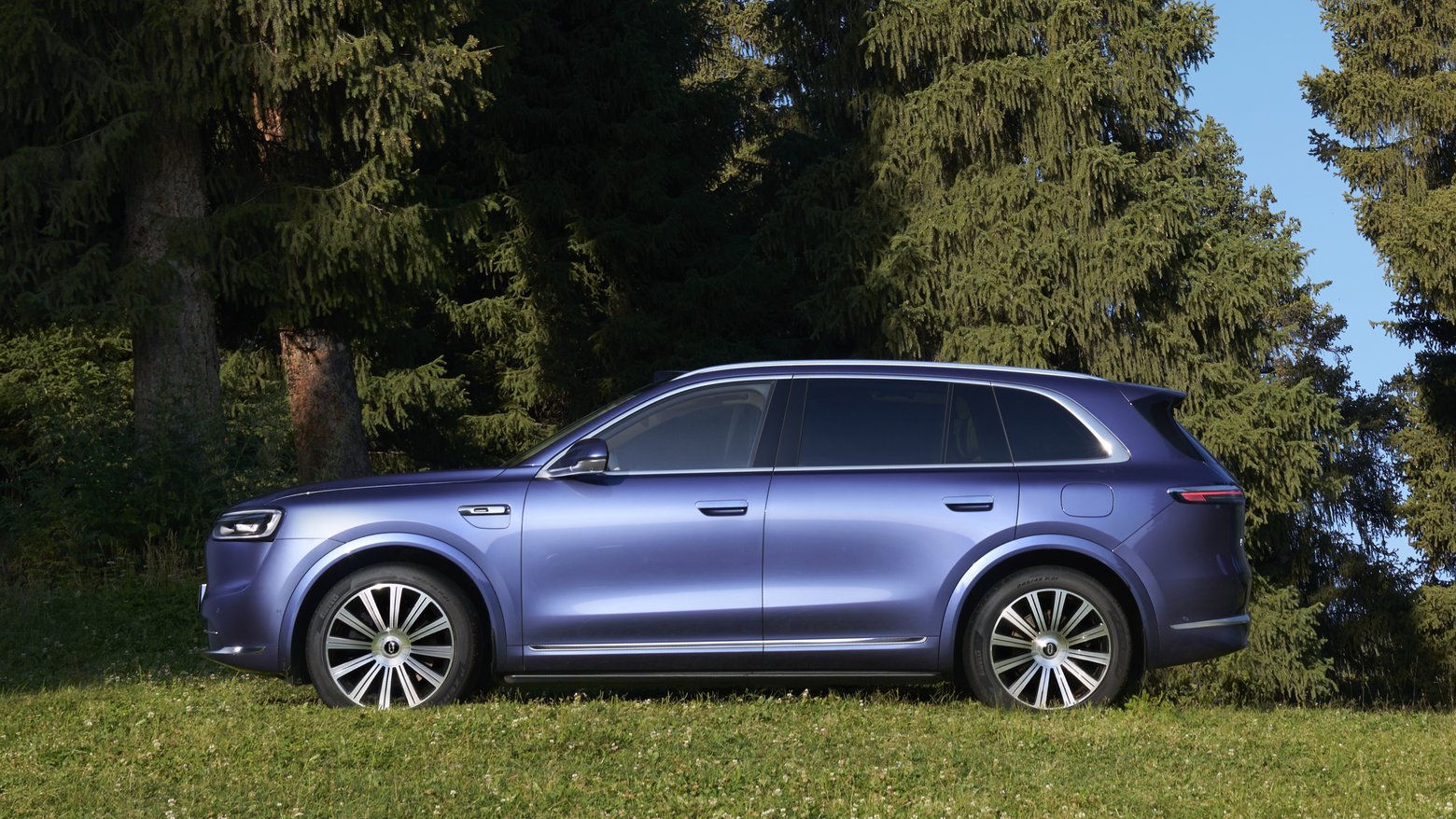 AITO M7 Island Blue Body