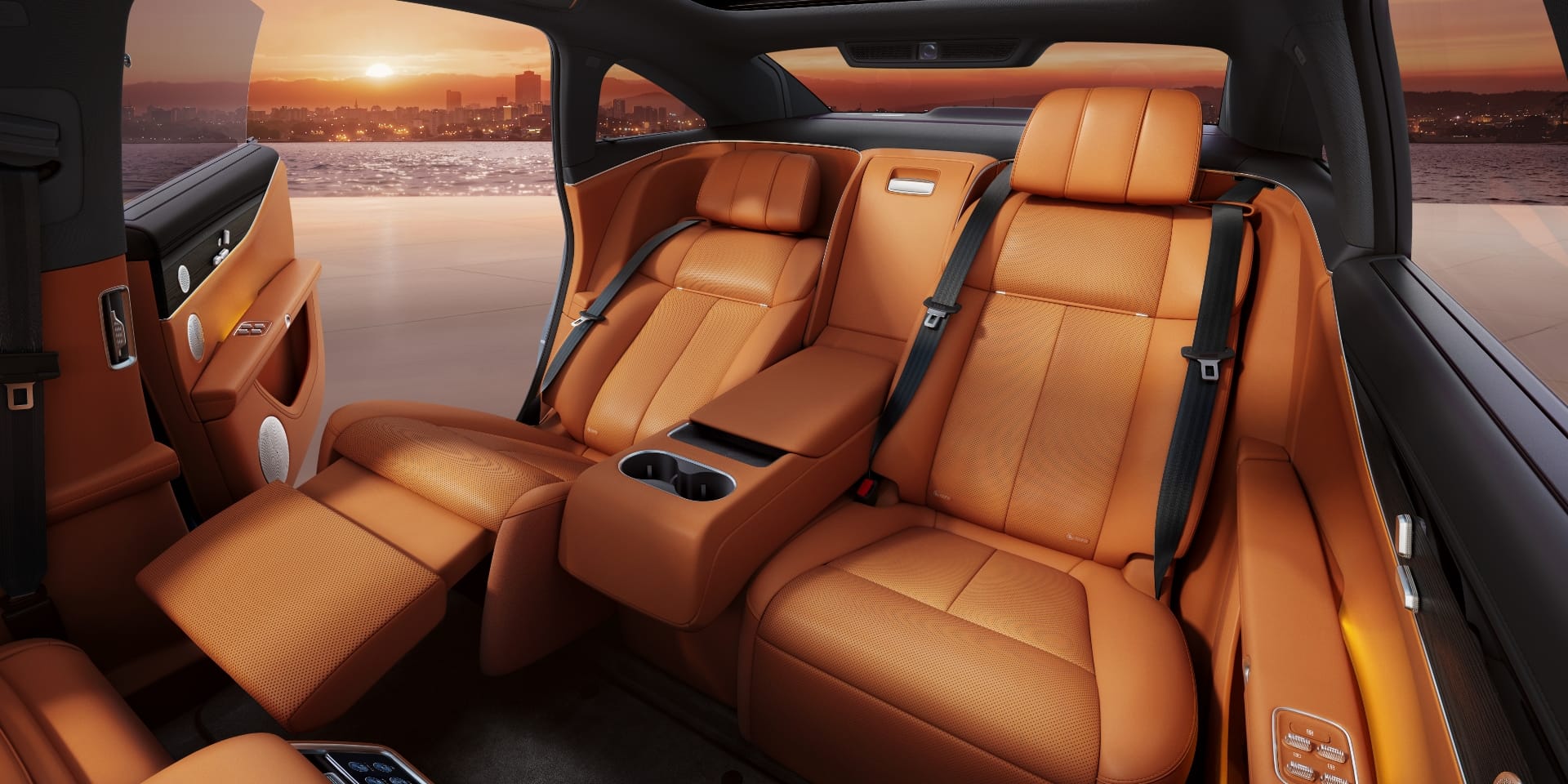 Stelato S9 Terracotta Orange interior