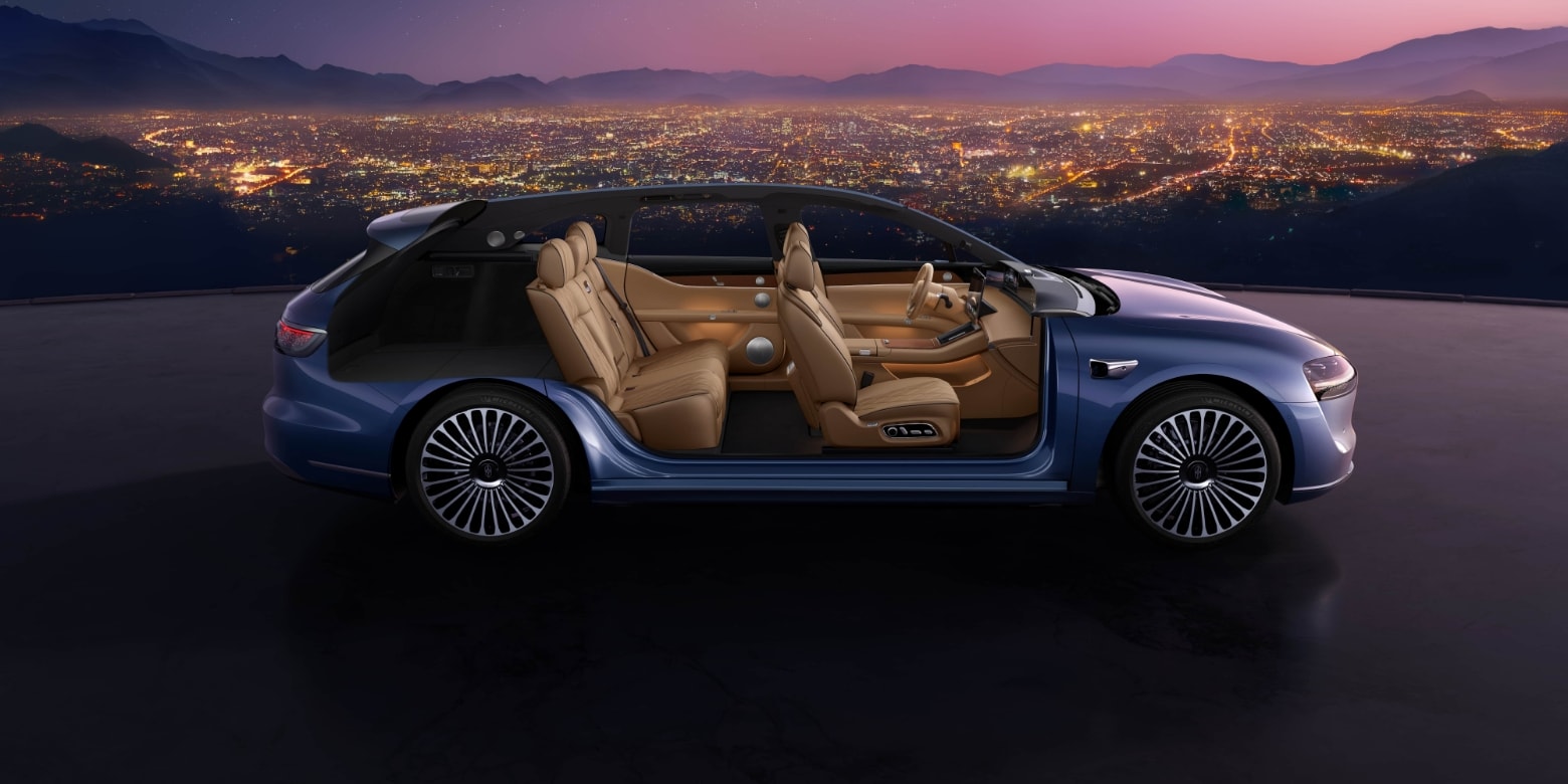 Stelato S9T Amber Brown interior