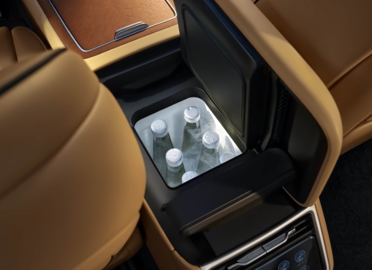 The Stelato S9T cooler and warmer box