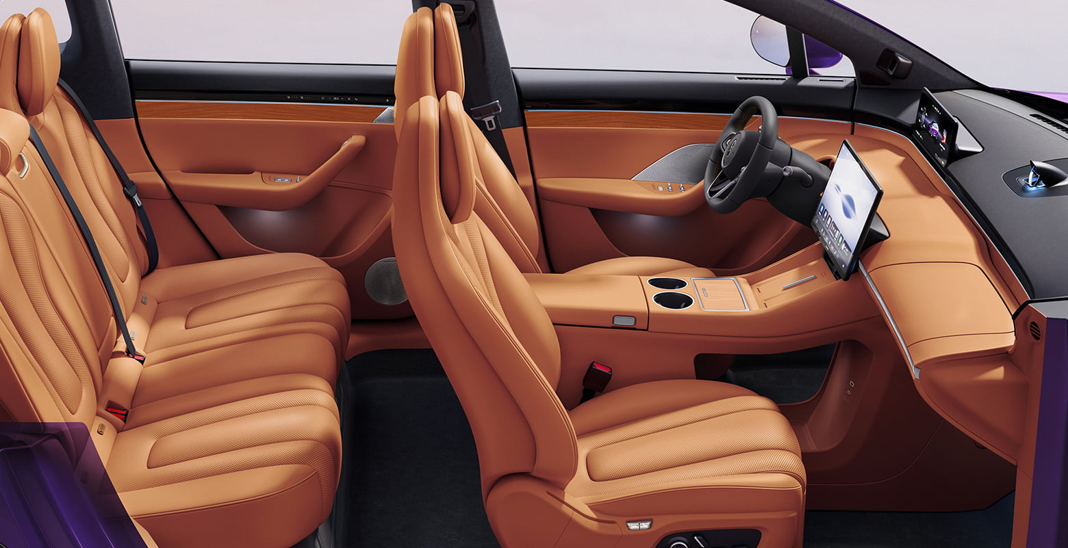 Luxeed R7 Tea Orange interior