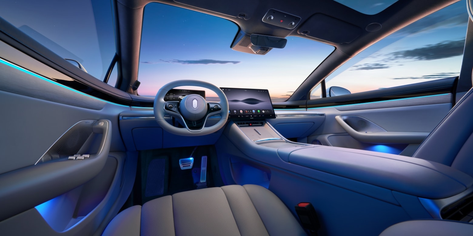 Luxeed New S7 Moon Shadow Gray interior