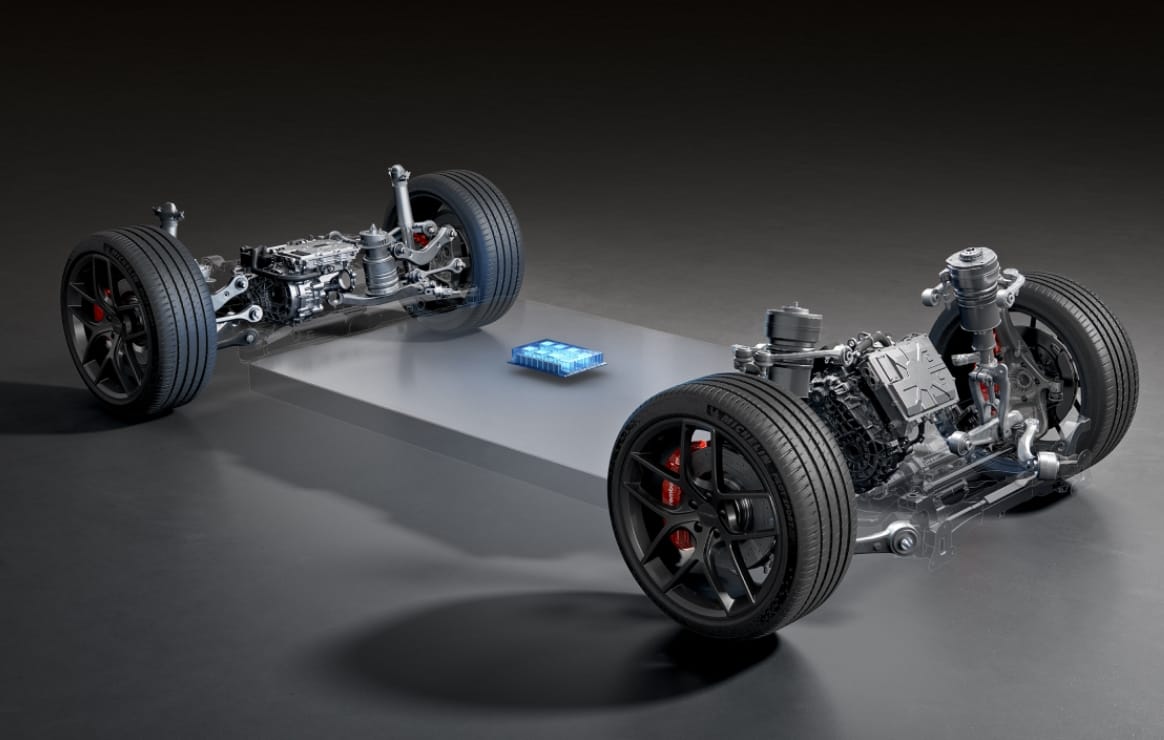 3D chassis rendering, showing the luxury-grade chassis architecture of the Luxeed New S7