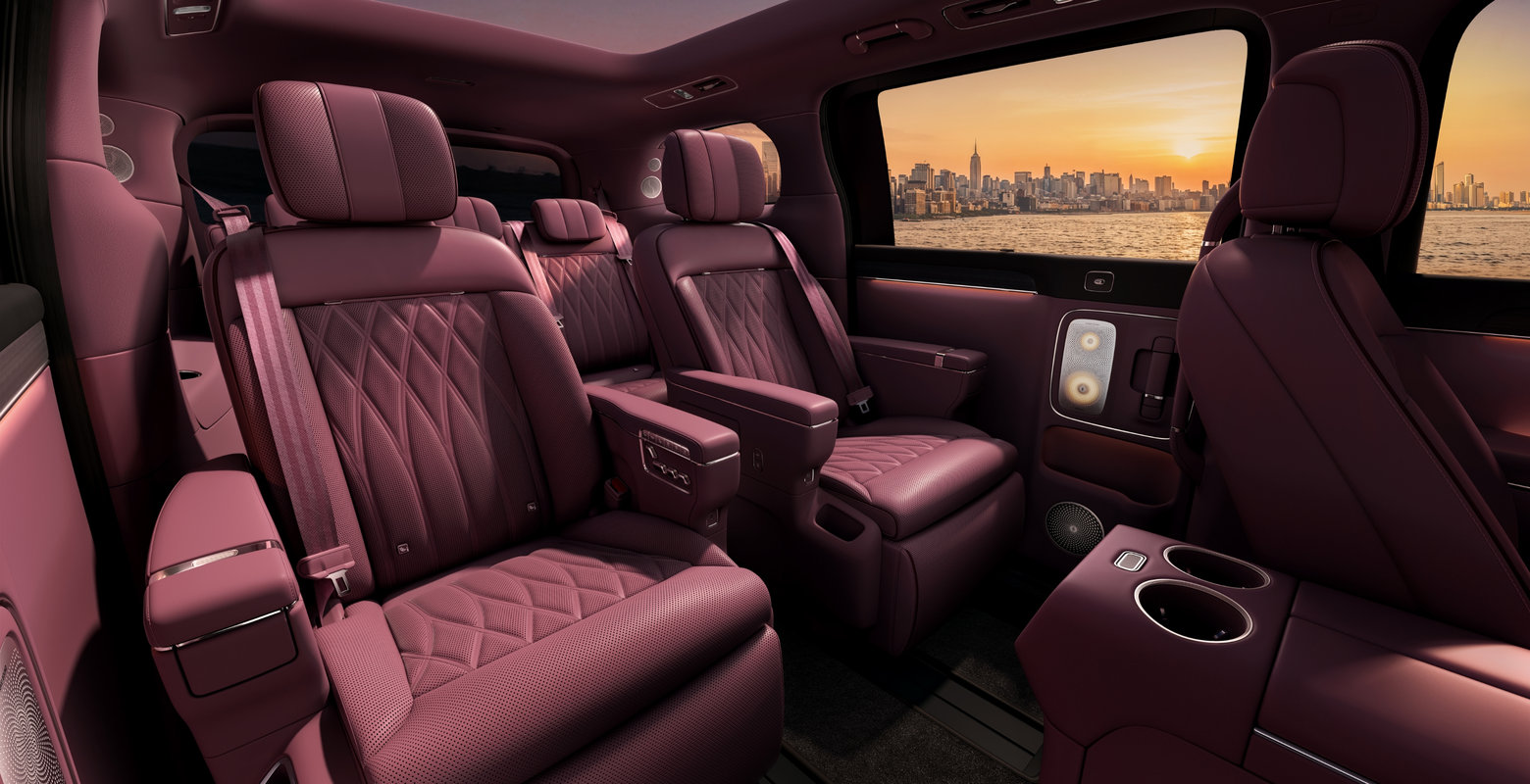 Luxeed V9 Velvet Rose Purple Interior Colour